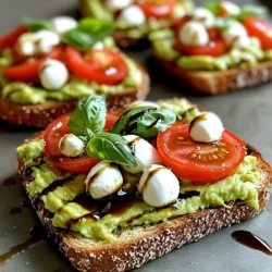 Für das Minute Caprese Avocado Toast benötigst du: - 2 Scheiben Vollkornbrot - 1 reife Avocado - 1 mittelgroße Tomate, in Scheiben geschnitten - 1/4 Tasse frische Mozzarellabällchen (Bocconcini) - Eine Handvoll frische Basilikumblätter - 1 Esslöffel Balsamico-Glasur - 1 Esslöffel extra natives Olivenöl - Salz und Pfeffer nach Geschmack Frische Zutaten sind der Schlüssel zu einem großartigen Toast. Achte beim Kauf auf: - Avocado: Sie sollte leicht drücken, aber nicht zu weich sein. - Tomaten: Wähle fest und reif aus, sie haben mehr Geschmack. - Mozzarella: Achte auf die Frische und die Verpackung. - Basilikum: Es sollte lebendig und grün sein, ohne braune Blätter. Diese Tipps helfen dir, die besten Zutaten auszuwählen. Frisch bedeutet mehr Geschmack! Wenn du einige Zutaten nicht hast, gibt es tolle Alternativen: - Vollkornbrot: Nutze auch Ciabatta oder Sauerteigbrot. - Mozzarella: Du kannst Feta oder Ziegenkäse verwenden. - Balsamico-Glasur: Ein Spritzer Zitronensaft kann auch gut passen. - Basilikum: Petersilie oder Rucola sind gute Ersatzstoffe. Diese Optionen machen dein Rezept flexibel und lecker! Rösten Sie zwei Scheiben Vollkornbrot. Nutzen Sie einen Toaster oder Grill. Die Scheiben sollen goldbraun und knusprig sein. Das Toasten dauert etwa 3-5 Minuten. Achten Sie darauf, dass das Brot nicht verbrennt. Knuspriges Brot ist die beste Basis für jeden Toast. Nehmen Sie eine reife Avocado. Schneiden Sie sie in der Mitte durch und entfernen Sie den Kern. Löffeln Sie das Fruchtfleisch in eine Schüssel. Zerdrücken Sie die Avocado leicht mit einer Gabel. Sie sollte einen gewissen Biss behalten. Fügen Sie Salz, Pfeffer und einen Esslöffel Olivenöl hinzu. Rühren Sie alles gut um, damit sich die Aromen gut mischen. Legen Sie die gerösteten Brotscheiben auf einen Teller. Bestreichen Sie jede Scheibe gleichmäßig mit der gewürzten Avocado. Schneiden Sie eine Tomate in Scheiben. Legen Sie die Tomatenscheiben gleichmäßig auf die Avocado. Platzieren Sie die Mozzarellabällchen darüber. Streuen Sie frische Basilikumblätter über die Topfschicht. Träufeln Sie etwas Balsamico-Glasur darüber. Fügen Sie nach Belieben Salz und Pfeffer hinzu. Ihr Toast ist nun fertig und bereit zum Genießen! Einer der häufigsten Fehler ist, die Avocado zu früh zu schneiden. Sie wird schnell braun. Schneide die Avocado erst kurz vor dem Servieren. Ein weiterer Fehler ist, das Brot zu lange zu rösten. Es sollte goldbraun sein, aber nicht verbrannt. Achte auch darauf, die Aromen gut zu mischen. Eine ungewürzte Avocado macht den Toast langweilig. Um mehr Geschmack zu bekommen, füge etwas Zitronensaft hinzu. Das gibt Frische und verhindert das Braunwerden. Du kannst auch geröstete Pinienkerne oder sonnengetrocknete Tomaten hinzufügen. Diese Zutaten bringen einen tollen Crunch und viel Geschmack. Frisch gehackte Chili oder ein Hauch von Knoblauch geben dem Toast eine scharfe Note. Sei kreativ und finde deine Lieblingskombinationen. Um Zeit zu sparen, röste das Brot während du die Avocado vorbereitest. So läuft alles parallel. Du kannst auch die Zutaten im Voraus schneiden. Lagere sie in luftdichten Behältern. Die Avocado bleibt frisch, wenn du sie mit Zitronensaft bestreichst. Bereite ein paar Toasts auf einmal vor und genieße sie als Snack oder leichtes Mittagessen. Das geht schnell und einfach! {{image_4}} Für eine mediterrane Note, ersetzen Sie den Mozzarella mit Feta. Feta hat einen salzigen und cremigen Geschmack. Dieser Käse passt perfekt zu Tomaten und Basilikum. Zerbröckeln Sie den Feta über den Toast. Dann genießen Sie den tollen Geschmack. Wenn Sie eine vegane Option möchten, lassen Sie den Mozzarella weg. Stattdessen können Sie Avocado dicker auftragen. Sie können auch Oliven oder geröstete Paprika hinzufügen. Diese Zutaten bringen viele Aromen ohne Milchprodukte. So bleibt der Toast frisch und lecker. Um mehr Geschmack hinzuzufügen, probieren Sie einige Toppings. Rucola bringt einen scharfen Kick. Geröstete Pinienkerne geben einen nussigen Biss. Auch ein Spritzer Zitrone kann den Toast aufhellen. Experimentieren Sie nach Lust und Laune. So wird Ihr Toast immer wieder spannend. Um die Frische der Avocado zu erhalten, bewahre sie im Kühlschrank auf, wenn sie bereits aufgeschnitten ist. Das Fruchtfleisch kann schnell braun werden. Um dies zu verhindern, träufle etwas Zitronensaft auf die Oberfläche. Dies hält die Avocado länger frisch und schmackhaft. Verwende auch eine luftdichte Box, um die Avocado vor Luft zu schützen. Wenn du Toast übrig hast, lasse ihn zuerst abkühlen. Wickel ihn dann in Frischhaltefolie oder lege ihn in einen Behälter mit Deckel. Der Toast kann im Kühlschrank ein paar Tage halten. Wenn du ihn wieder aufwärmen möchtest, benutze einen Toaster oder einen Ofen für knusprige Ergebnisse. Bewahre die restlichen Zutaten in separaten Behältern auf. Tomaten und Mozzarella halten sich gut im Kühlschrank. Basilikum sollte jedoch an einem kühlen, trockenen Ort stehen, um welken zu vermeiden. Verwende frische Zutaten, um den besten Geschmack zu genießen. Lagere die Balsamico-Glasur an einem dunklen Ort, um ihre Süße zu bewahren. Die Zubereitung von Minute Caprese Avocado Toast dauert nur 10 Minuten. In diesen 10 Minuten können Sie das Brot rösten, die Avocado zubereiten und alles zusammenstellen. Die Vorbereitungszeit beträgt etwa 5 Minuten. Das ist schnell und einfach! Ja, Sie können das Rezept leicht anpassen. Verdoppeln oder verdreifachen Sie einfach die Zutaten. Wenn Sie mehr Gäste haben, machen Sie einfach mehr Toasts. Denken Sie daran, die Menge an Avocado, Tomaten und Mozzarella entsprechend zu erhöhen. Es ist eine tolle Option für Partys oder Brunch! Die Nährwerte können variieren, aber hier sind einige allgemeine Angaben für eine Portion: - Kalorien: etwa 300 - Eiweiß: 10 g - Kohlenhydrate: 30 g - Fette: 15 g - Ballaststoffe: 7 g Diese Werte sind gut für einen gesunden Snack oder eine leichte Mahlzeit. Es ist nahrhaft und lecker! Zusammenfassend haben wir die besten Zutaten für Avocado-Toast besprochen. Ich habe Tipps gegeben, um frische Produkte auszuwählen und Ersatzmöglichkeiten aufgezeigt. Außerdem haben wir eine einfache Schritt-für-Schritt-Anleitung zur Zubereitung durchlaufen. Sie haben auch hilfreiche Tipps und Variationen kennengelernt. Denken Sie daran, auf die Frische der Zutaten zu achten. So genießen Sie einen leckeren Avocado-Toast immer wieder. Bleiben Sie kreativ mit den Toppings und Variationen!