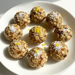 - 1 Tasse entsteinte Datteln - 1 Tasse zarte Haferflocken - 1/2 Tasse ungesüßte Kokosraspeln - 1/4 Tasse Mandelbutter (oder jede Nussbutter deiner Wahl) - Schale von 1 Zitrone (abgerieben) - 2 Esslöffel frischer Zitronensaft - 1 Esslöffel Honig (oder Ahornsirup für eine vegane Option) - Eine Prise Salz - Extra Kokosraspeln zum Wälzen Ich empfehle, hochwertige Datteln zu verwenden. Medjool-Datteln sind süß und weich. Für die Haferflocken wähle zarte Sorten. Sie vermischen sich gut und geben die richtige Konsistenz. Achte bei der Kokosnuss auf ungesüßte Raspeln. So bleibst du beim Zuckergehalt niedrig. Mandelbutter ist toll, aber Erdnussbutter funktioniert auch gut. Diese Energie-Bällchen bieten viele Nährstoffe. Sie enthalten Ballaststoffe aus Datteln und Haferflocken. Diese helfen bei der Verdauung und sorgen für langanhaltende Energie. Kokosraspeln liefern gesunde Fette, die wichtig für die Herzgesundheit sind. Zitronensaft und -schale geben Vitamin C, was dein Immunsystem stärkt. Mandelbutter fügt Proteine und gesunde Fette hinzu. Diese Bällchen sind ein nahrhafter Snack, der dich zufrieden hält! {{ingredient_image_2}} Zuerst nimmst du eine Küchenmaschine. Gib die entsteinten Datteln, Haferflocken, Kokosraspeln und Mandelbutter hinein. Pulsieren, bis die Mischung klebrig und gut vermischt ist. Die Konsistenz sollte zusammenhalten, wenn du sie drückst. Jetzt fügst du die Zitronenschale und den Zitronensaft hinzu. Auch der Honig oder der Ahornsirup kommt jetzt rein. Ein Hauch von Salz verstärkt den Geschmack. Mixe alles erneut, bis die Zutaten gut vermischt sind. Nimm dir mit den Händen etwa einen Esslöffel der Mischung. Rolle die Mischung zu einer kleinen Kugel. Das macht Spaß! Wiederhole diesen Schritt, bis du alle Bällchen geformt hast. Du solltest etwa zwölf Bällchen erhalten. Wälze jede Kugel in den extra Kokosraspeln. Das gibt einen tollen Finish! Lege die Bällchen auf ein mit Backpapier belegtes Blech. Stelle sie für mindestens 30 Minuten in den Kühlschrank. So werden sie fest und lecker. Serviere die Bällchen in einer schönen Schale. Eine kleine Garnitur mit frischer Zitronenschale sieht klasse aus. So wird dein Snack noch ansprechender! Um die perfekte Konsistenz zu erreichen, achte auf die richtige Menge Datteln. Sie sind der Schlüssel zur Klebrigkeit. Wenn die Mischung zu trocken ist, füge etwas Wasser oder mehr Mandelbutter hinzu. Die Mischung sollte fest, aber formbar sein. Eine gute Mischung bleibt in deiner Hand, wenn du sie drückst. Das bedeutet, dass du bereit bist, die Bällchen zu formen. Ein häufiger Fehler ist, die Zutaten nicht gut genug zu vermischen. Die Zutaten müssen gleichmäßig verteilt sein. Wenn du die Mischung zu kurz pulsierst, erhältst du klumpige Bällchen. Stelle sicher, dass alle Zutaten gut vermischt sind. Achte darauf, die Mischung nicht zu lange zu verarbeiten. Sonst könnte sie zu flüssig werden. Du kannst den Geschmack mit weiteren Zutaten aufpeppen. Probiere, geröstete Nüsse oder Samen hinzuzufügen. Ein Hauch von Vanille kann ebenfalls sehr lecker sein. Für mehr Frische kannst du auch Minze oder Ingwer probieren. Diese Ergänzungen bringen neue Aromen und machen die Bällchen noch interessanter. Pro Tipps Frische Zutaten verwenden: Achte darauf, frische Datteln und Zitrone zu verwenden, um den besten Geschmack und die besten Nährstoffe zu gewährleisten. Variationen ausprobieren: Experimentiere mit verschiedenen Nussbutter-Sorten oder füge zusätzliche Zutaten wie Chiasamen oder Kakaopulver hinzu, um neue Geschmacksrichtungen zu entdecken. Aufbewahrung: Bewahre die Energie-Bällchen in einem luftdichten Behälter im Kühlschrank auf, wo sie bis zu einer Woche frisch bleiben. Für mehr Süße anpassen: Wenn du es süßer magst, füge einen weiteren Esslöffel Honig oder Ahornsirup hinzu, um den Geschmack zu intensivieren. {{image_4}} Für die vegane Version der Zitronen-Kokos-Energie-Bällchen kannst du ganz einfach Honig durch Ahornsirup ersetzen. Ahornsirup sorgt für die nötige Süße und bleibt dabei rein pflanzlich. Dies macht die Energie-Bällchen perfekt für Veganer. Du kannst auch andere Nussbutter verwenden, wie Erdnuss- oder Cashewbutter. Wenn du Allergien hast, gibt es viele Anpassungen. Du kannst Haferflocken durch glutenfreie Haferflocken ersetzen, um sie glutenfrei zu machen. Für Nussallergien kannst du die Nussbutter durch Sonnenblumenbutter ersetzen. Achte auch darauf, dass die Kokosraspeln und die Datteln keine Zusätze enthalten. Die Zitronen-Kokos-Energie-Bällchen sind sehr anpassbar. Du kannst Schokoladenstückchen oder Kakaopulver hinzufügen, um einen schokoladigen Geschmack zu erhalten. Wenn du Nüsse magst, füge gehackte Mandeln oder Walnüsse hinzu. Das bringt zusätzlichen Crunch und Geschmack. Du bist der Koch, also sei kreativ! Um die Zitronen-Kokos-Energie-Bällchen frisch zu halten, sollten Sie sie richtig lagern. Bewahren Sie die Bällchen in einem luftdichten Behälter auf. Ein Glasbehälter oder eine Plastiktüte mit Reißverschluss funktioniert gut. So bleibt die Feuchtigkeit drin, aber die Bällchen trocknen nicht aus. Die Energie-Bällchen bleiben im Kühlschrank etwa eine Woche frisch. Sie sind ein toller Snack für unterwegs. Achten Sie darauf, die Bällchen nicht zu lange draußen zu lassen. Bei Raumtemperatur könnten sie schneller verderben. Wenn Sie mehr Bällchen machen, können Sie sie auch einfrieren. Legen Sie die Bällchen einfach in einen gefrierfesten Behälter. So halten sie sich bis zu drei Monate. Zum Auftauen lassen Sie sie einfach bei Raumtemperatur stehen. Oder legen Sie sie in den Kühlschrank, um sie sanft aufzutauen. So bleibt der Geschmack frisch und lecker. Eine Portion besteht aus etwa 2 bis 3 Energie-Bällchen. Das hängt jedoch von deinem Hunger ab. Wenn du einen Snack brauchst, sind 2 Bällchen perfekt. Für einen größeren Hunger sind 3 Bällchen ideal. Du kannst die Anzahl leicht anpassen, je nach deinem Bedarf. Ja, du kannst andere Nüsse verwenden. Mandeln sind toll, aber auch Cashews oder Erdnüsse passen gut. Wenn du keine Nüsse magst, nutze Sonnenblumenkerne oder Kürbiskerne. Diese Optionen geben den Bällchen einen anderen Geschmack. Experimentiere ruhig, um deinen Favoriten zu finden. Um die Bällchen süßer zu machen, füge mehr Honig oder Ahornsirup hinzu. Ein weiterer Trick ist, Datteln zu pürieren. Datteln sind von Natur aus süß und machen die Bällchen lecker. Du kannst auch Schokoladenstückchen hinzufügen. Diese machen die Bällchen noch süßer und schokoladiger. Energie-Bällchen sind einfach zuzubereiten und super lecker. Wir haben die besten Zutaten, Tipps und Tricks besprochen. Mit verschiedenen Variationen kann jeder etwas finden, das ihm schmeckt. Richtig lagern sorgt dafür, dass die Bällchen frisch bleiben. Denke daran, dass die Portionen wichtig sind, um die Balance zu halten. Probiere neue Nüsse und Süßungsmittel aus. So gestaltest du deine Snacks noch besser. Viel Spaß beim Experimentieren mit deinen eigenen Energie-Bällchen!